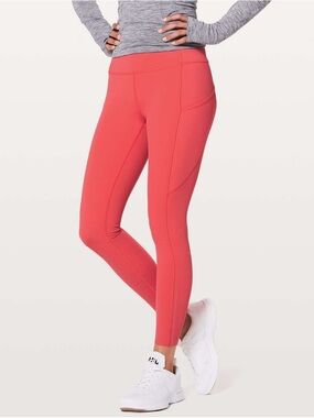 Lululemon Fast & Free 7/8 Tight II Nulux 25"
Red Orange